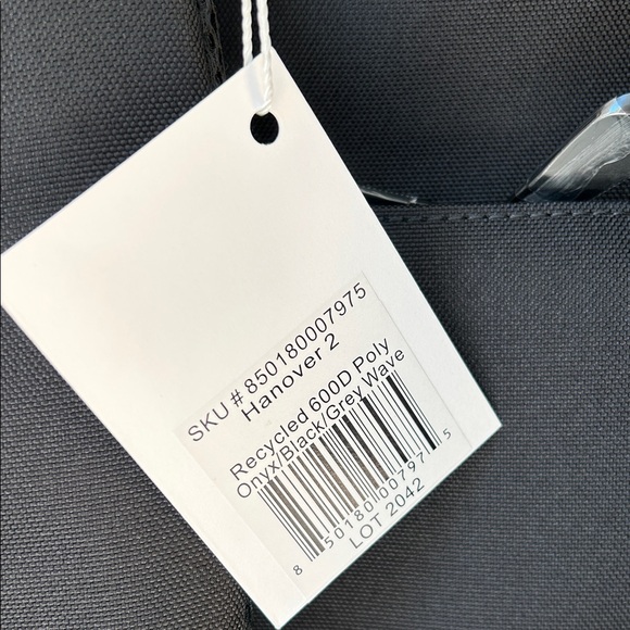 Lo & Sons Hanover 2 Backpack - Picture 12 of 12